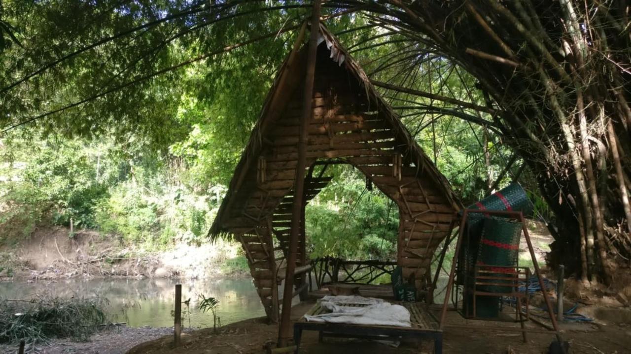 Kebon Pring Floating Resort & Market Бантул Экстерьер фото